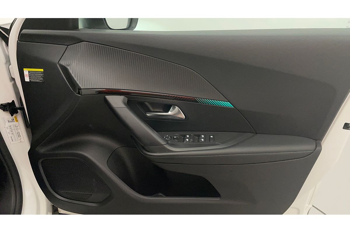 2021 Peugeot 2008 Allure P24