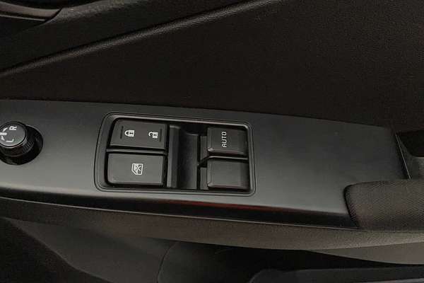 2021 Isuzu D-MAX SX High Ride Rear Wheel Drive