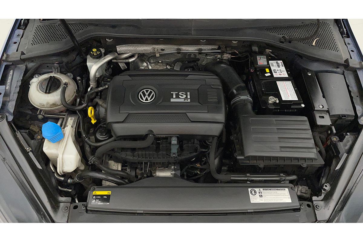 2016 Volkswagen Golf R 7