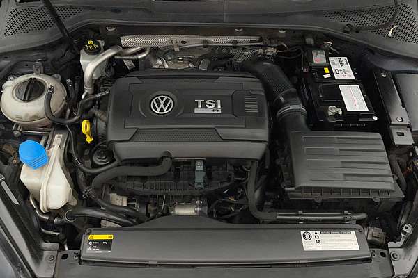 2016 Volkswagen Golf R 7