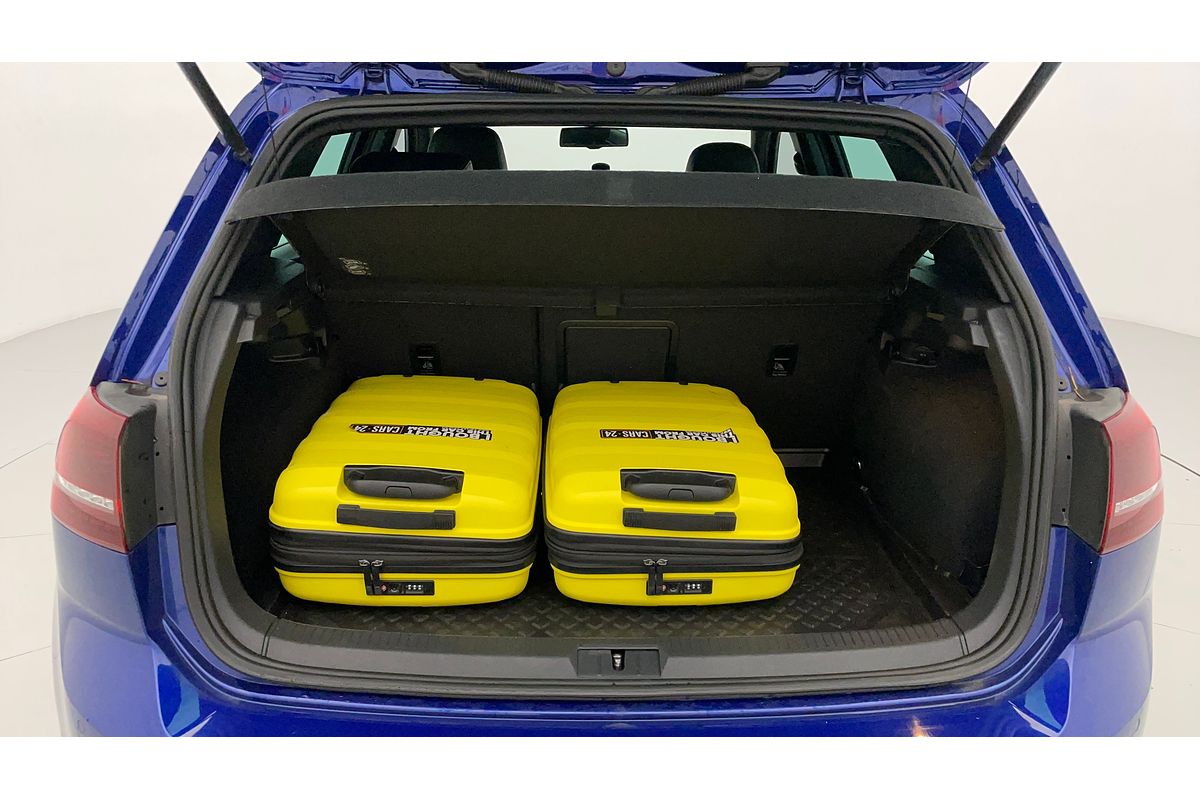 2016 Volkswagen Golf R 7