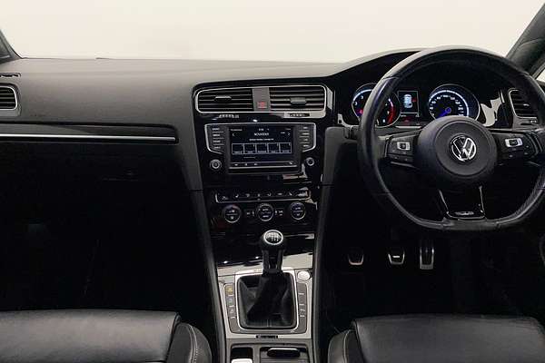 2016 Volkswagen Golf R 7