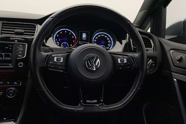 2016 Volkswagen Golf R 7