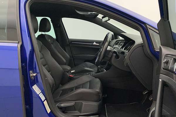 2016 Volkswagen Golf R 7
