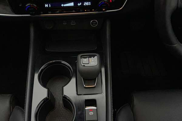 2023 Nissan X-TRAIL ST-L T33