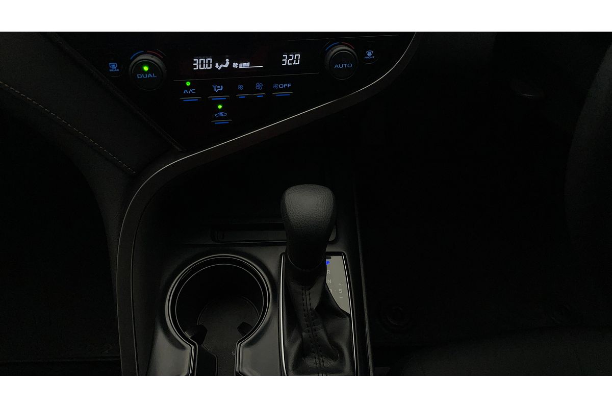 2020 Toyota Camry Ascent AXVH71R