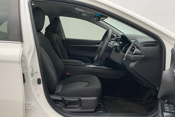 2020 Toyota Camry Ascent AXVH71R