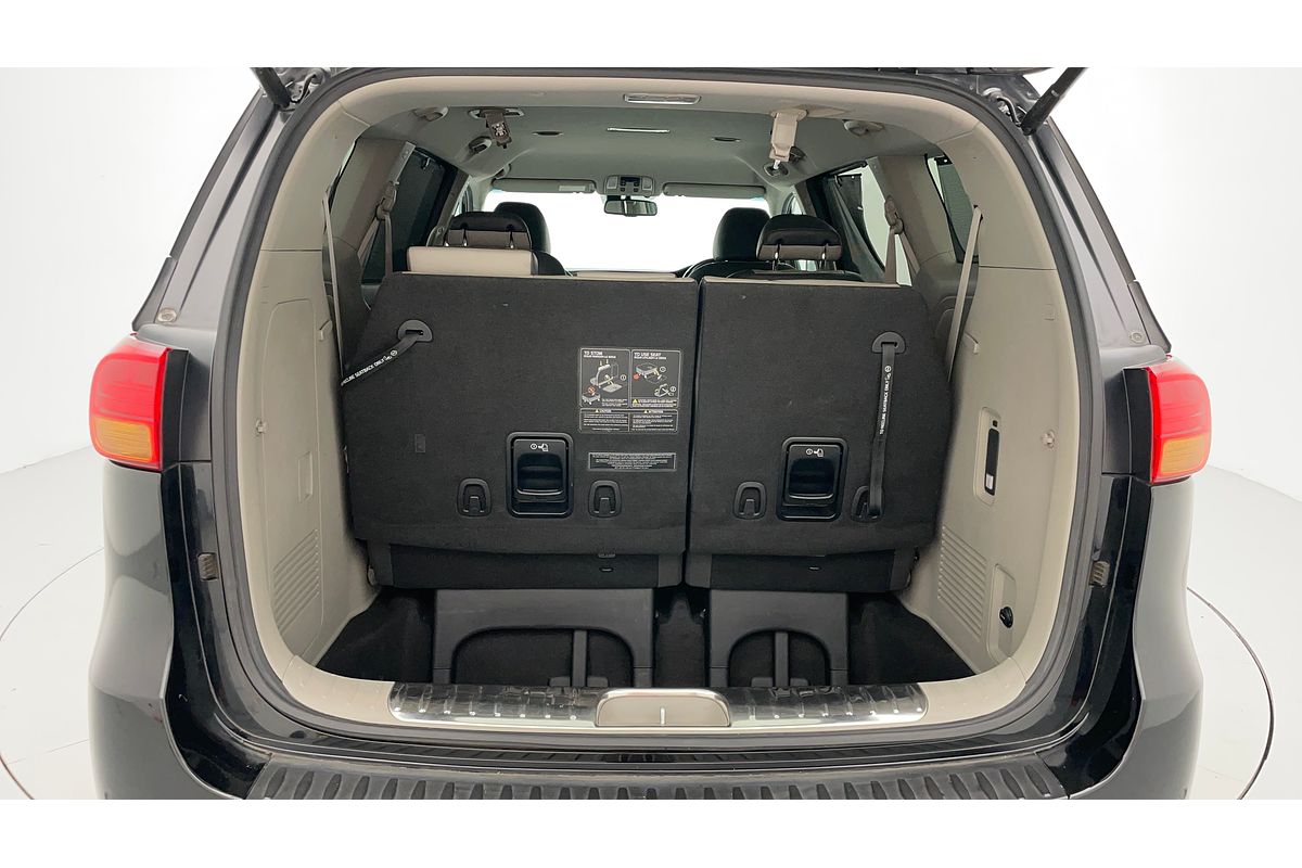 2017 Kia Carnival Platinum YP