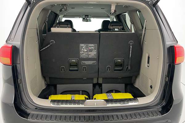 2017 Kia Carnival Platinum YP