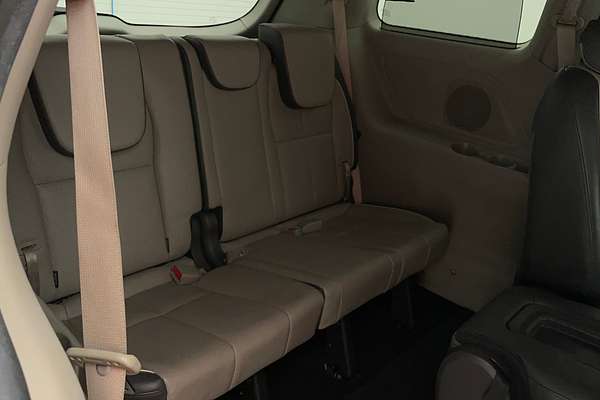 2017 Kia Carnival Platinum YP