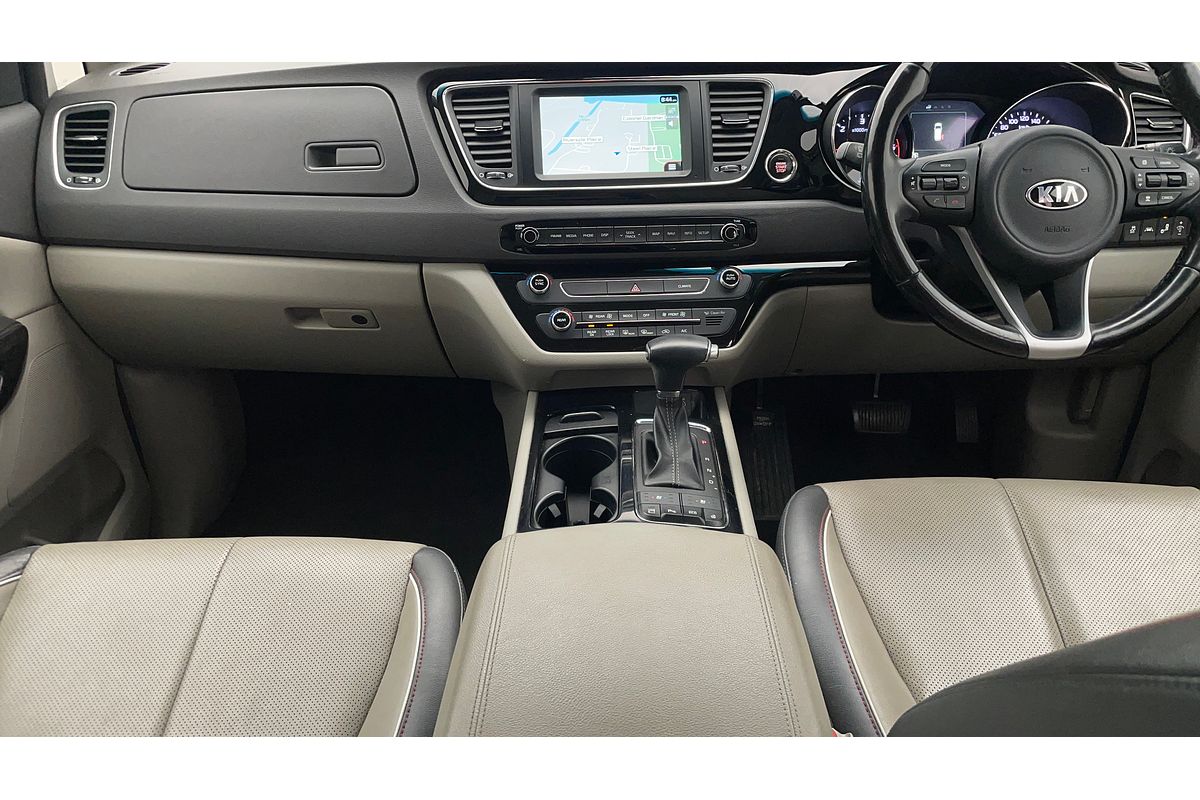 2017 Kia Carnival Platinum YP
