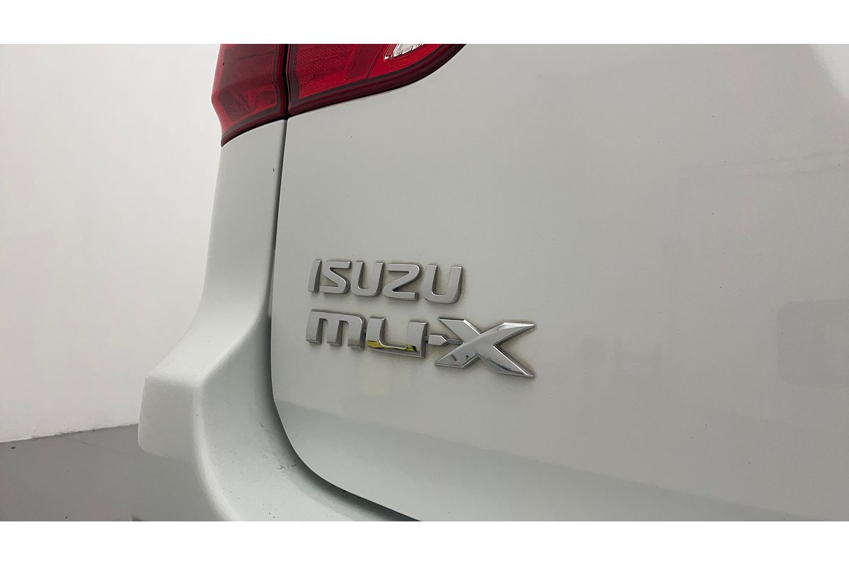 2021 Isuzu MU-X LS-M