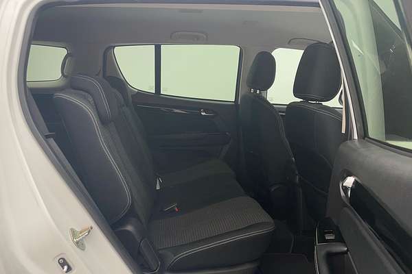 2021 Isuzu MU-X LS-M