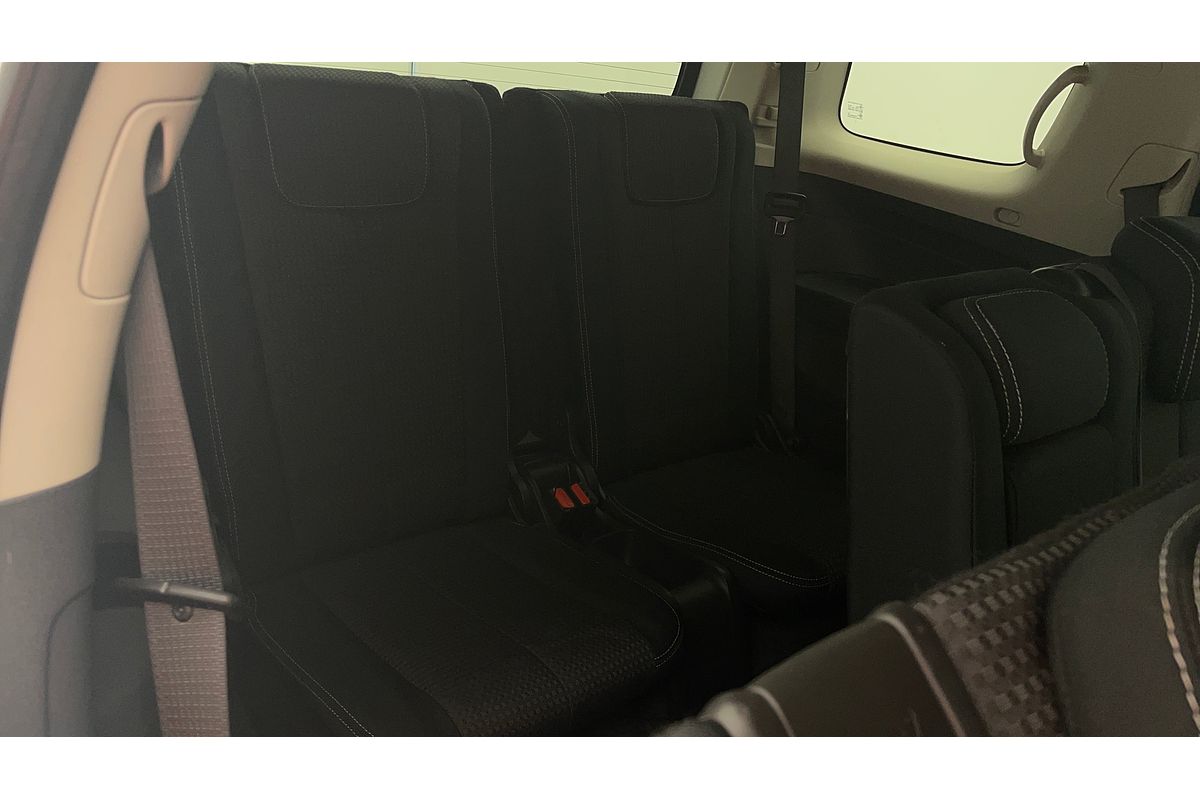 2021 Isuzu MU-X LS-M