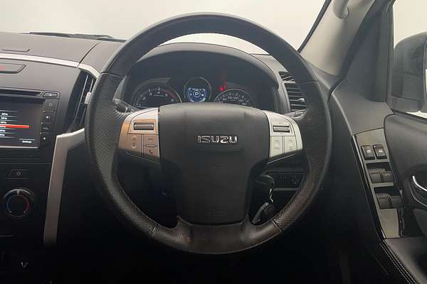 2021 Isuzu MU-X LS-M
