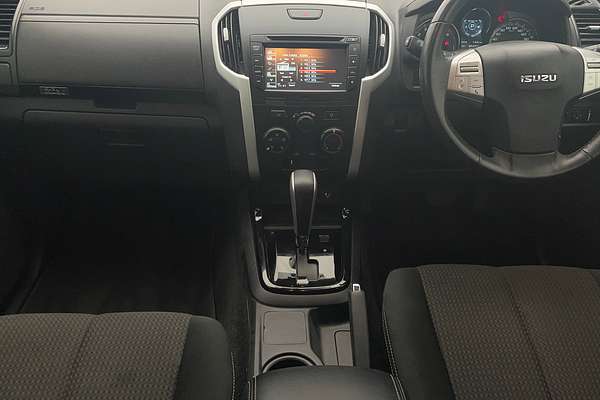 2021 Isuzu MU-X LS-M