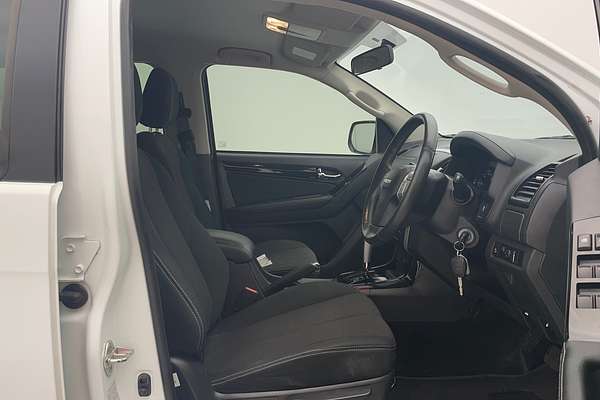 2021 Isuzu MU-X LS-M