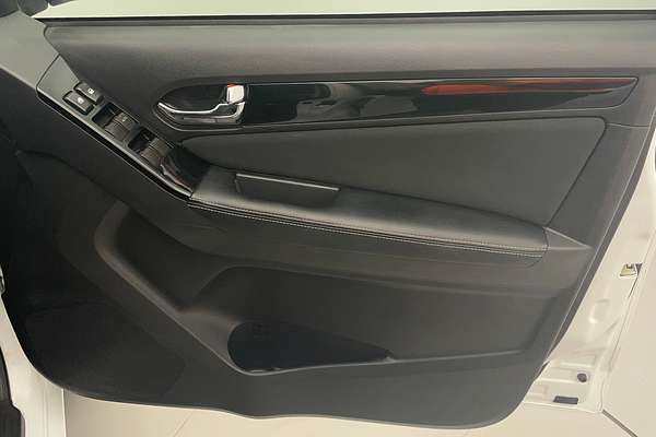 2021 Isuzu MU-X LS-M