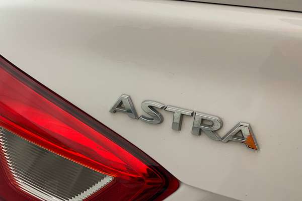 2017 Holden Astra LT BL