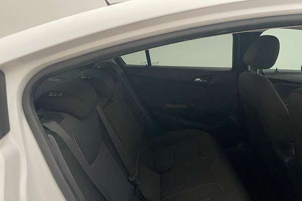 2017 Holden Astra LT BL