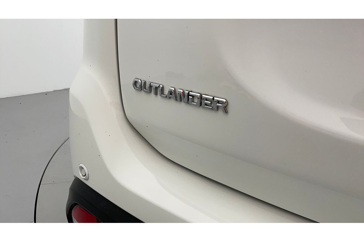 2020 Mitsubishi Outlander ES ZL