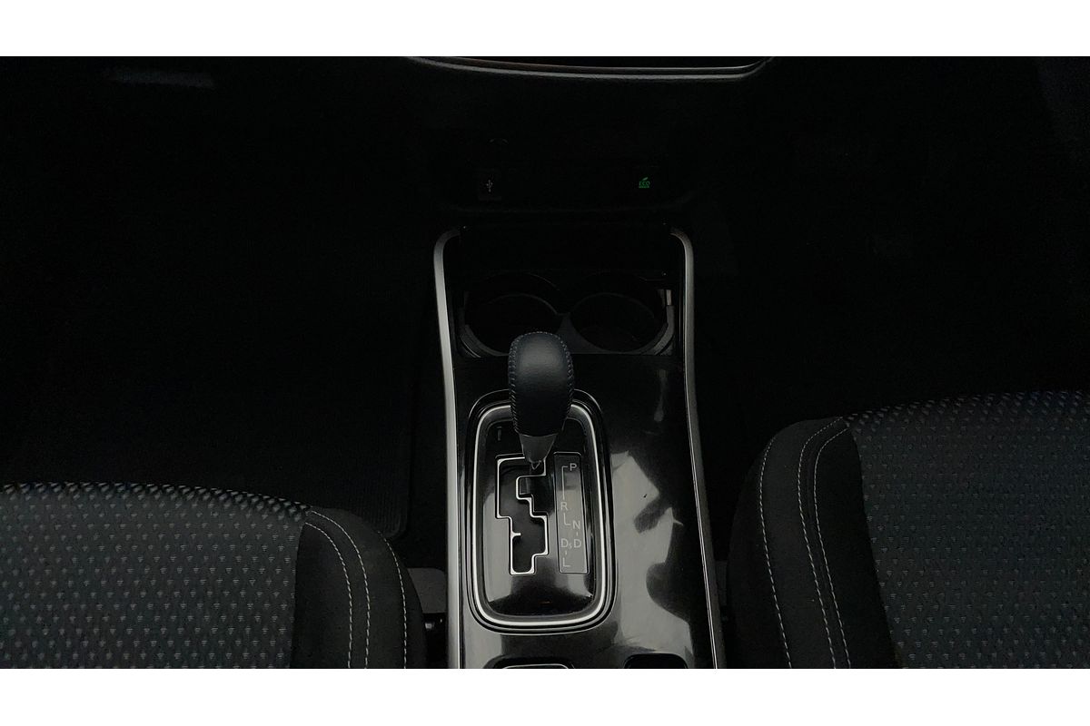 2020 Mitsubishi Outlander ES ZL