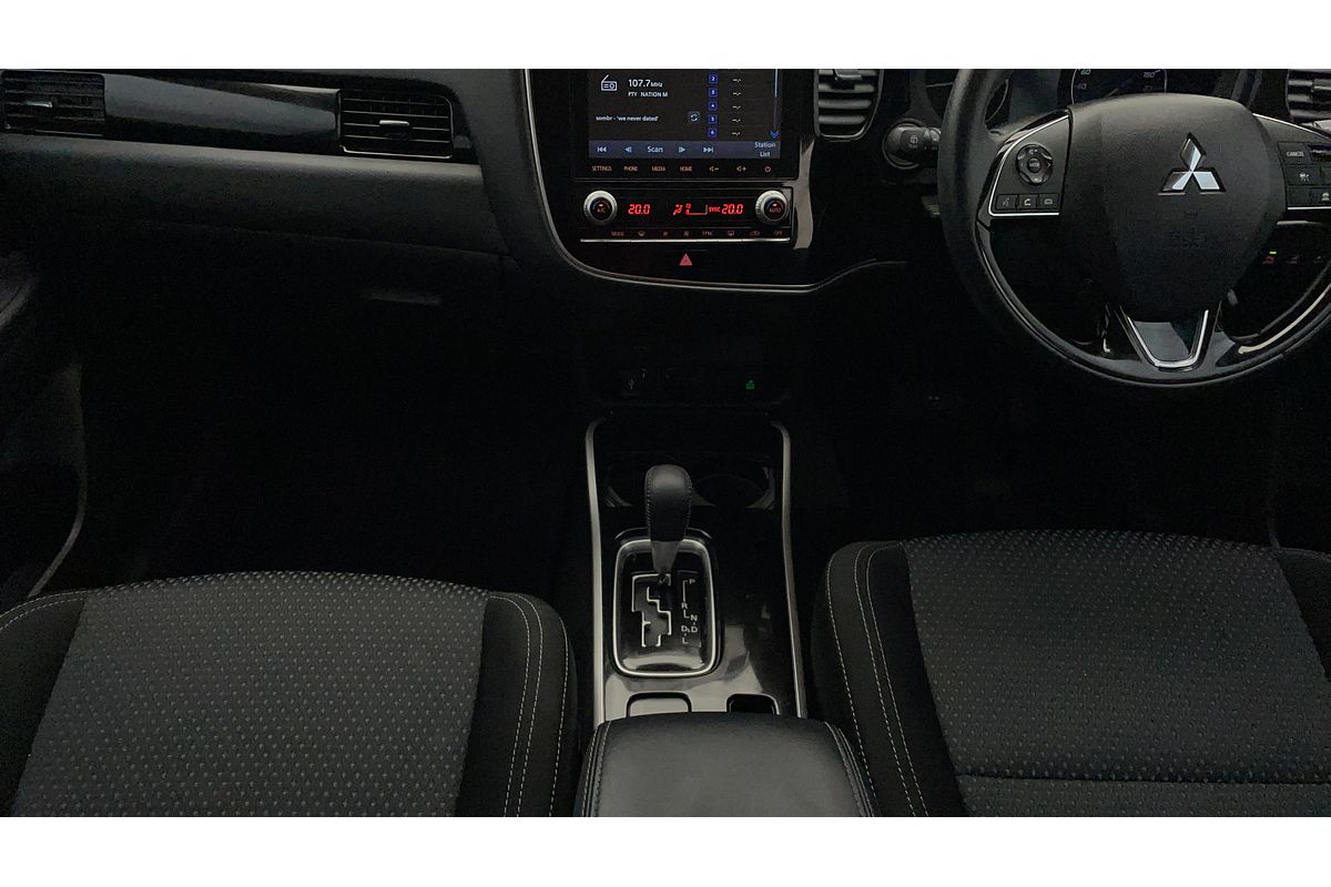 2020 Mitsubishi Outlander ES ZL