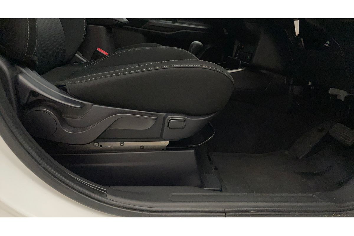 2020 Mitsubishi Outlander ES ZL