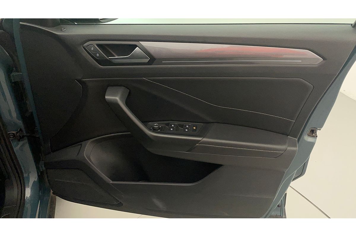 2023 Volkswagen T-Roc 110TSI Style D11