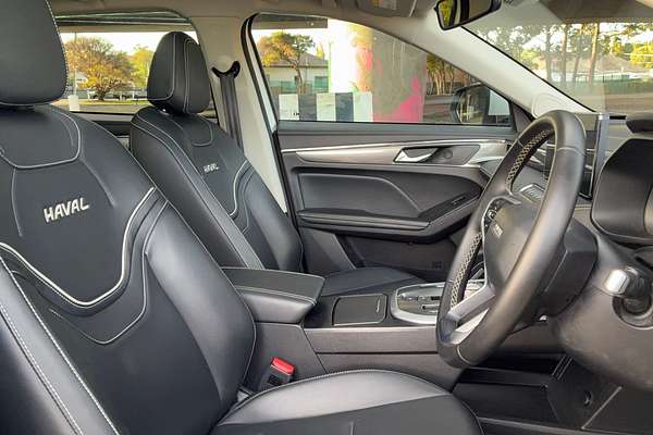 2022 Haval Jolion Ultra Hybrid A01