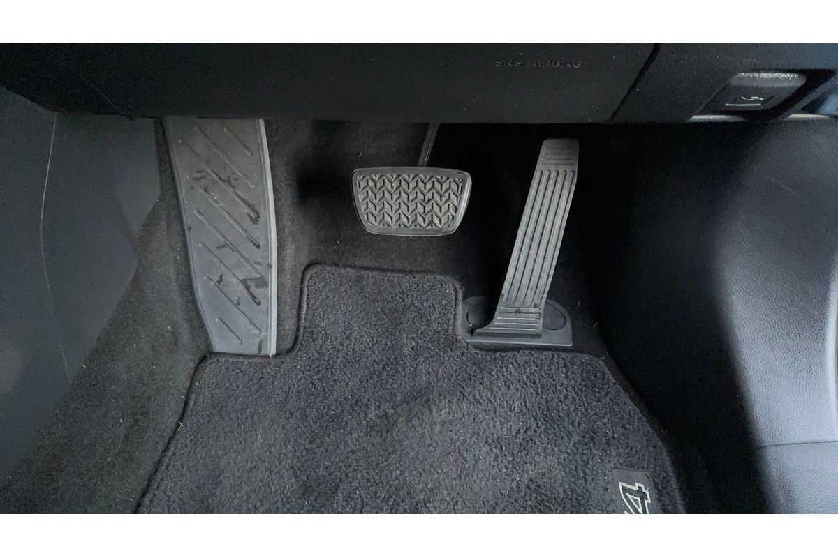 2019 Toyota RAV4 GX MXAA52R
