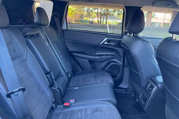 2022 Mitsubishi Outlander Aspire ZM