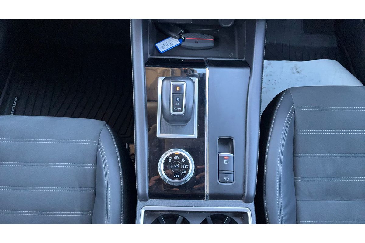2022 Mitsubishi Outlander Aspire ZM