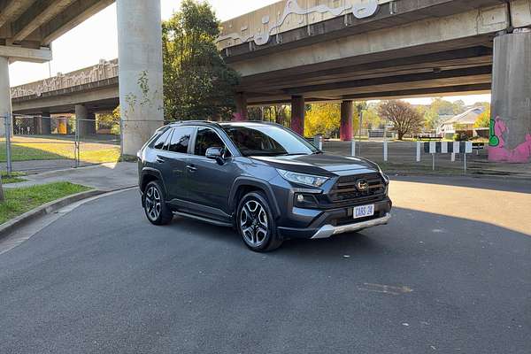 2021 Toyota RAV4 Edge AXAA54R