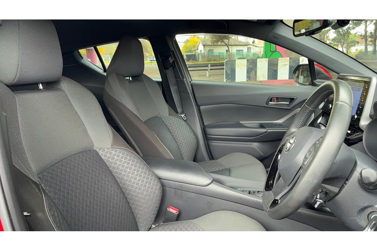 2020 Toyota C-HR NGX10R