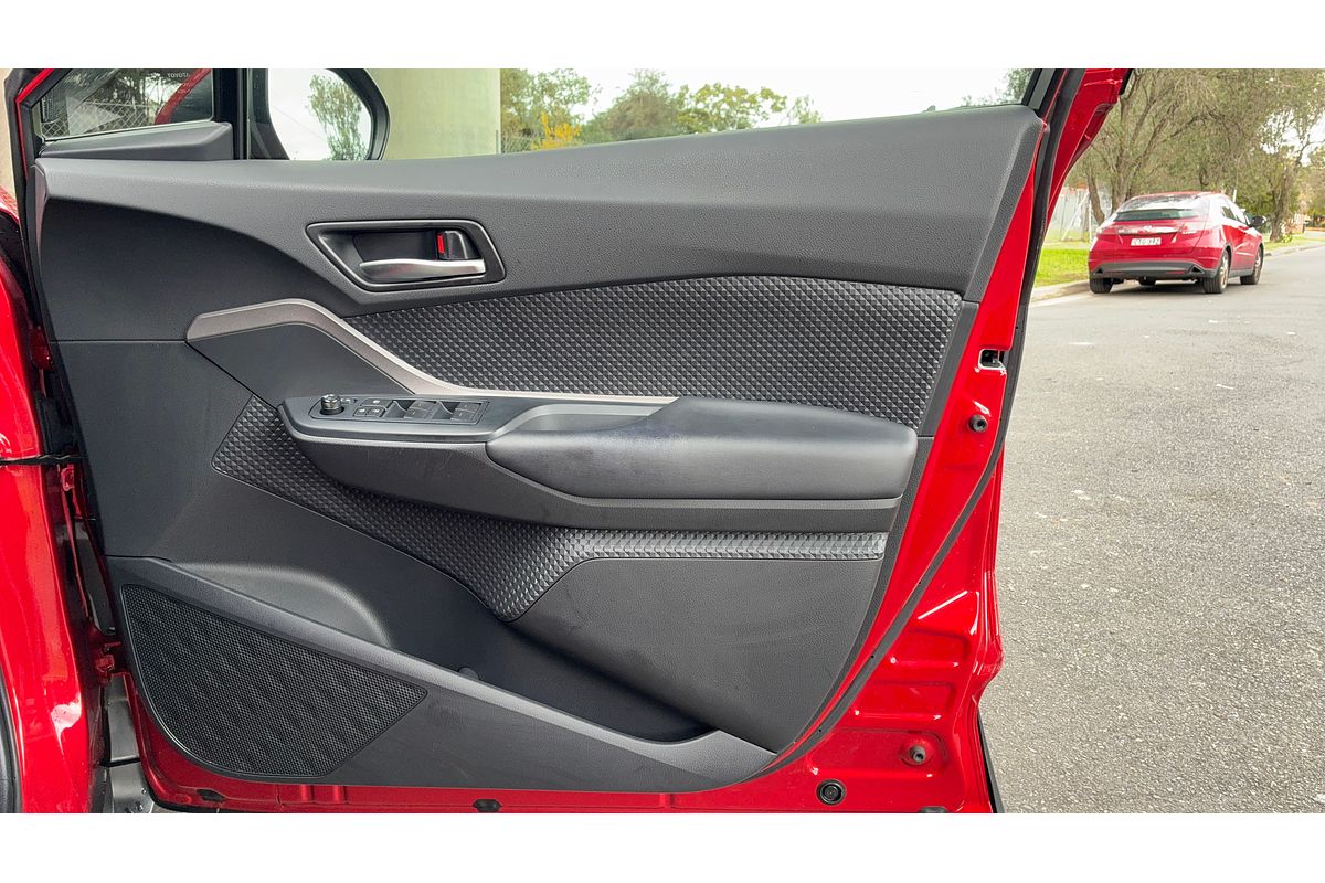 2020 Toyota C-HR NGX10R