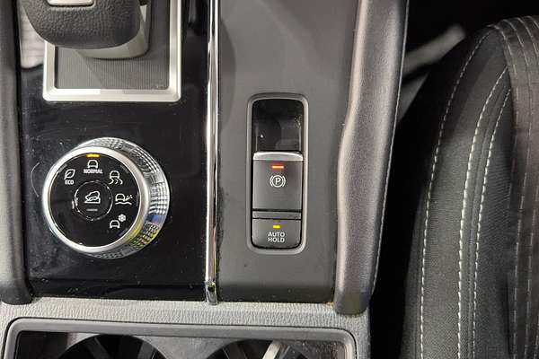 2023 Mitsubishi Outlander ES ZM