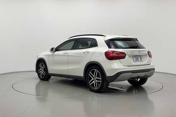 2017 Mercedes-Benz GLA-Class GLA180 X156