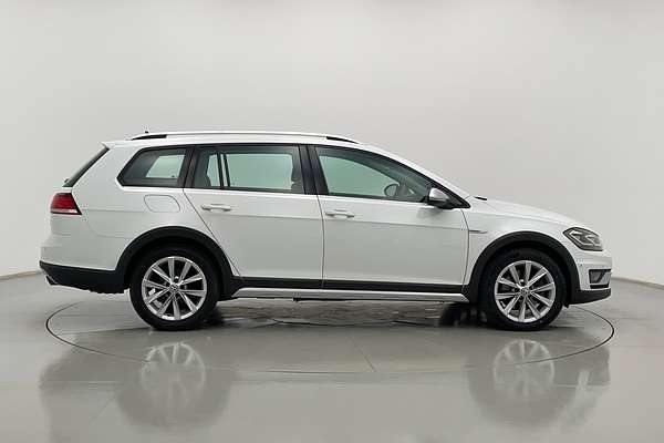 2017 Volkswagen Golf Alltrack 132TSI Premium 7.5