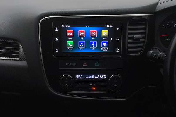 2016 Mitsubishi Outlander LS ZK