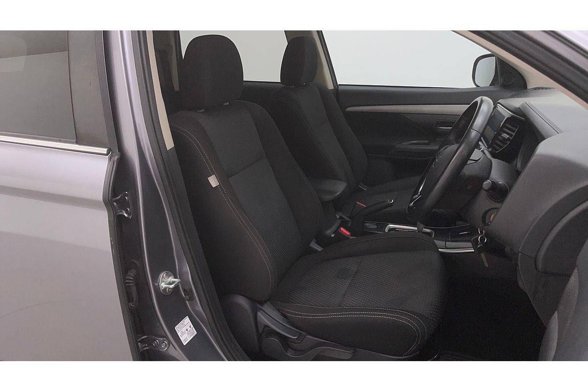 2016 Mitsubishi Outlander LS ZK