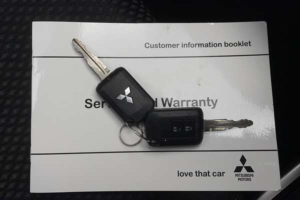 2016 Mitsubishi Outlander LS ZK