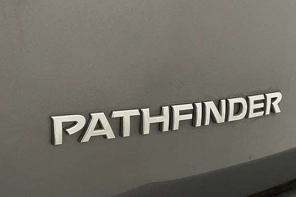 2019 Nissan Pathfinder ST-L R52 Series III