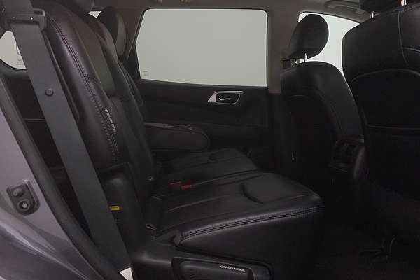 2019 Nissan Pathfinder ST-L R52 Series III