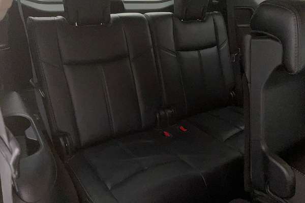 2019 Nissan Pathfinder ST-L R52 Series III