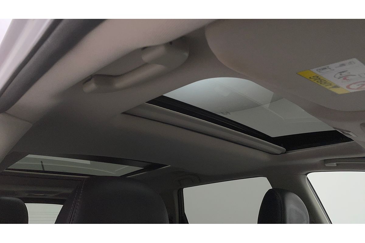2019 Nissan Pathfinder ST-L R52 Series III