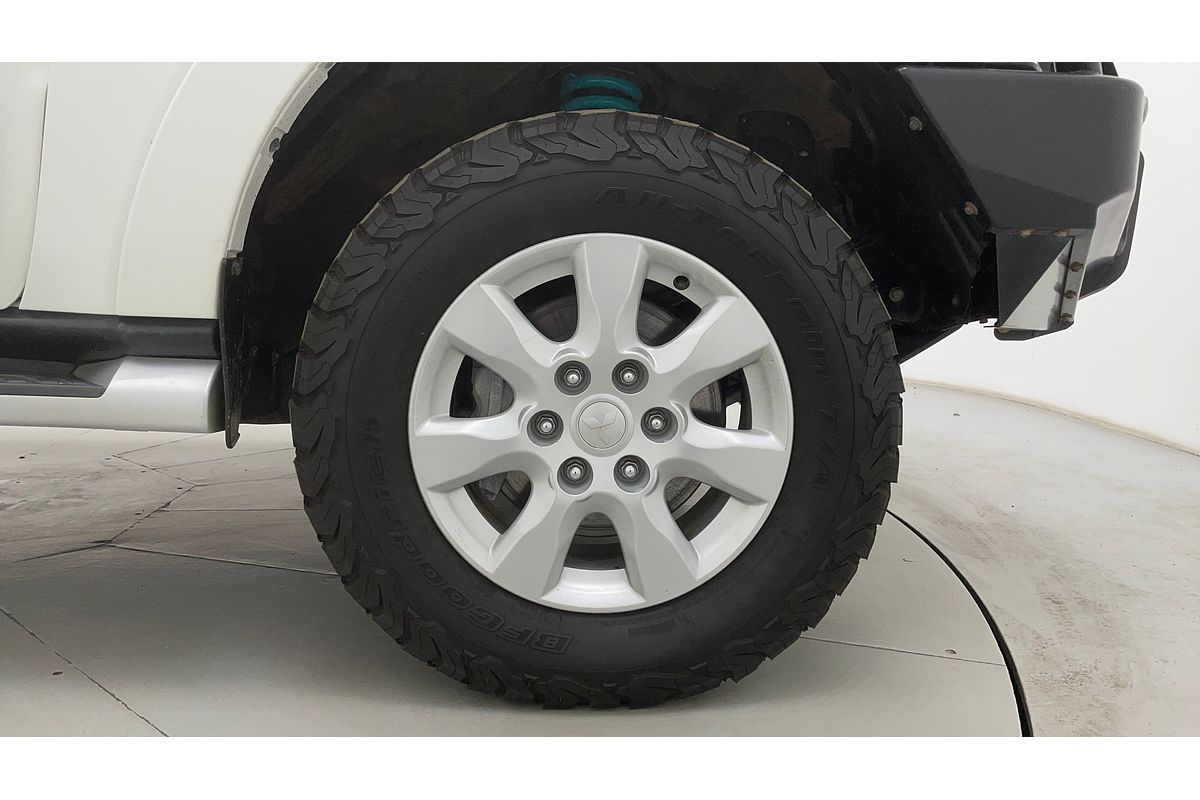2018 Mitsubishi Pajero GLX NX