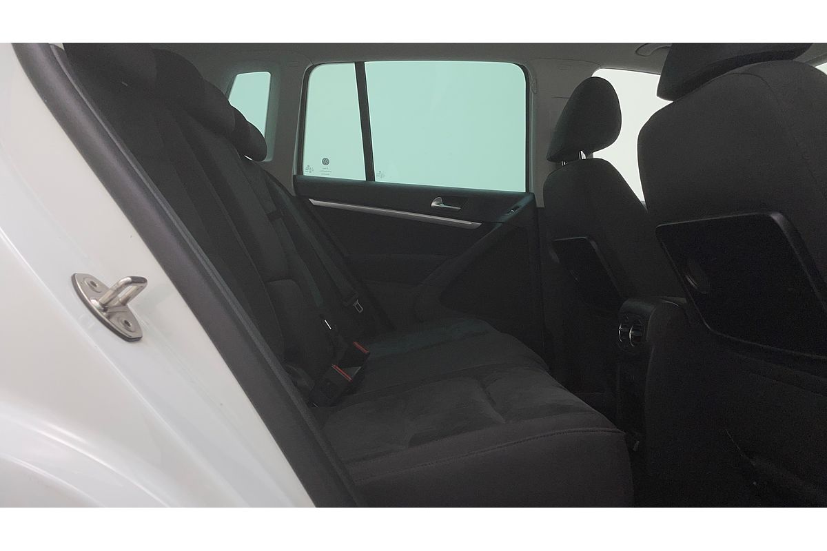 2015 Volkswagen Tiguan 132TSI 5N