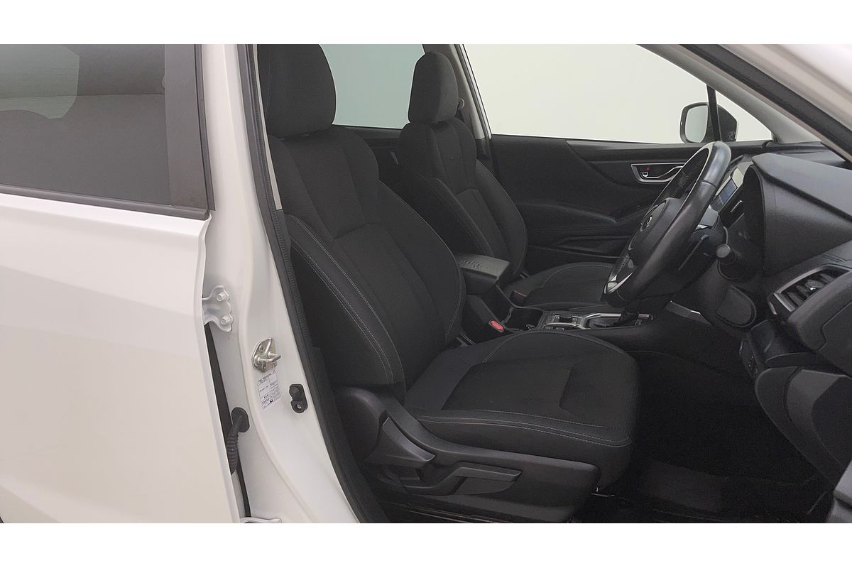 2020 Subaru Forester 2.5i S5