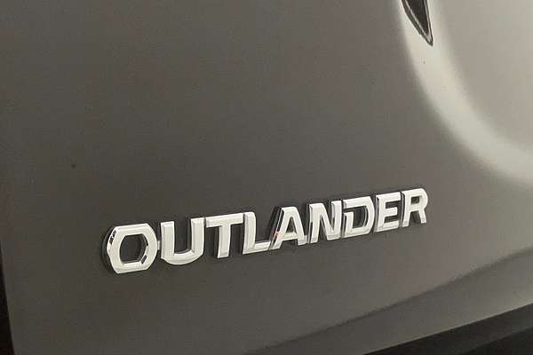 2018 Mitsubishi Outlander ES ZL